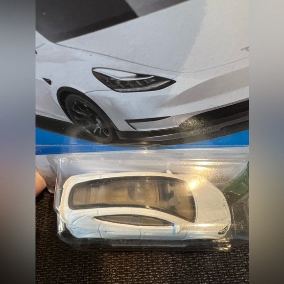 Hot Wheels Tesla Model Y NIB - Picture 3 of 6